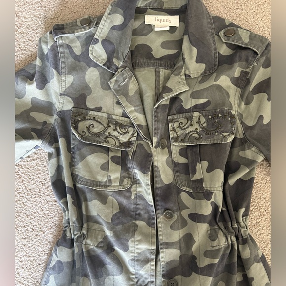 Camo jacket- new without tags - Picture 3 of 4